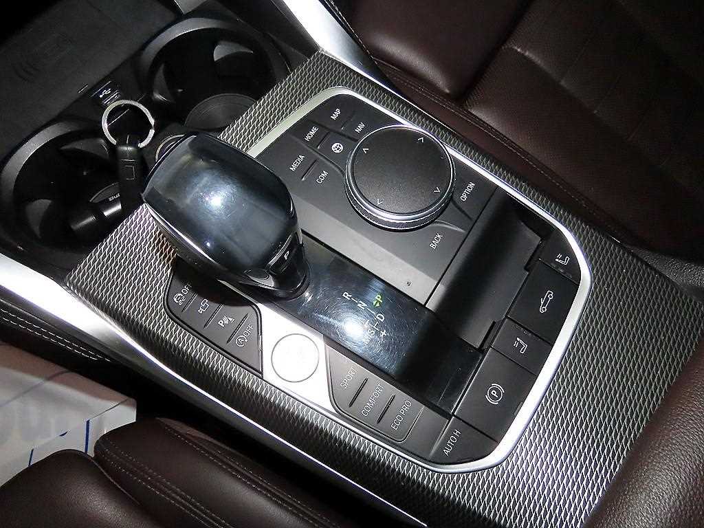 BMW 4 Series - Vista 4