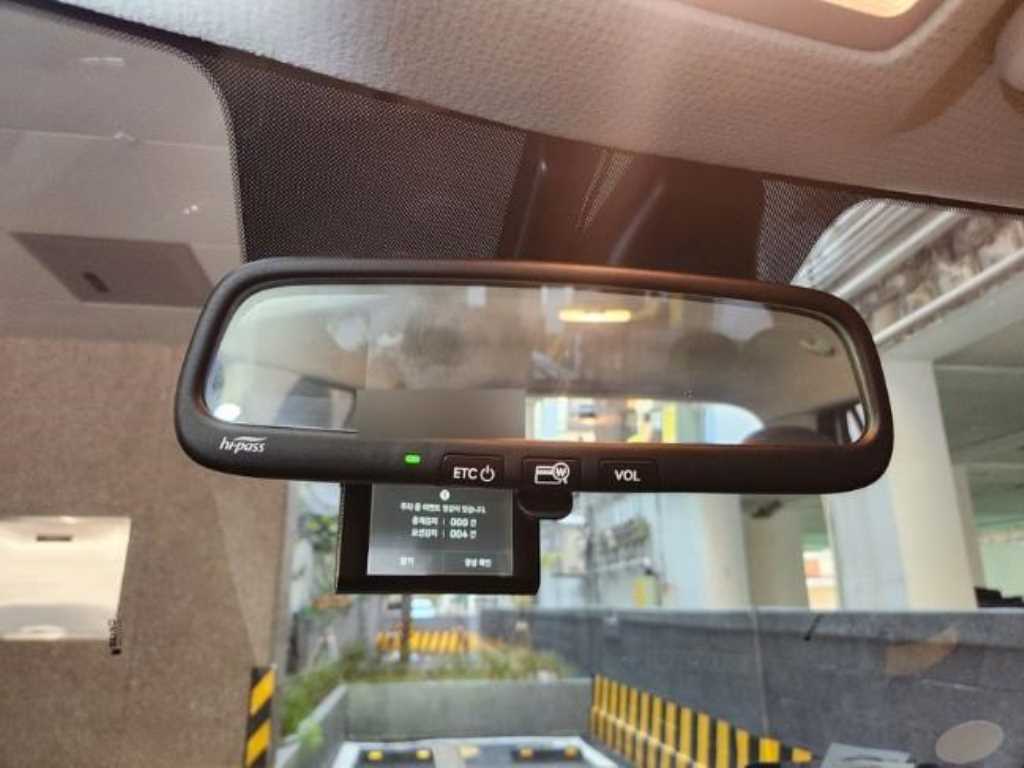 HYUNDAI Casper - Vista 8