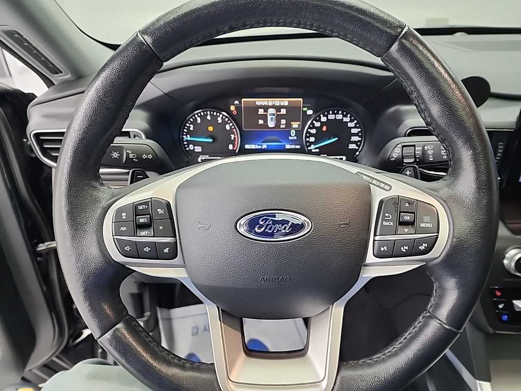 Ford Explorer - Vista 9