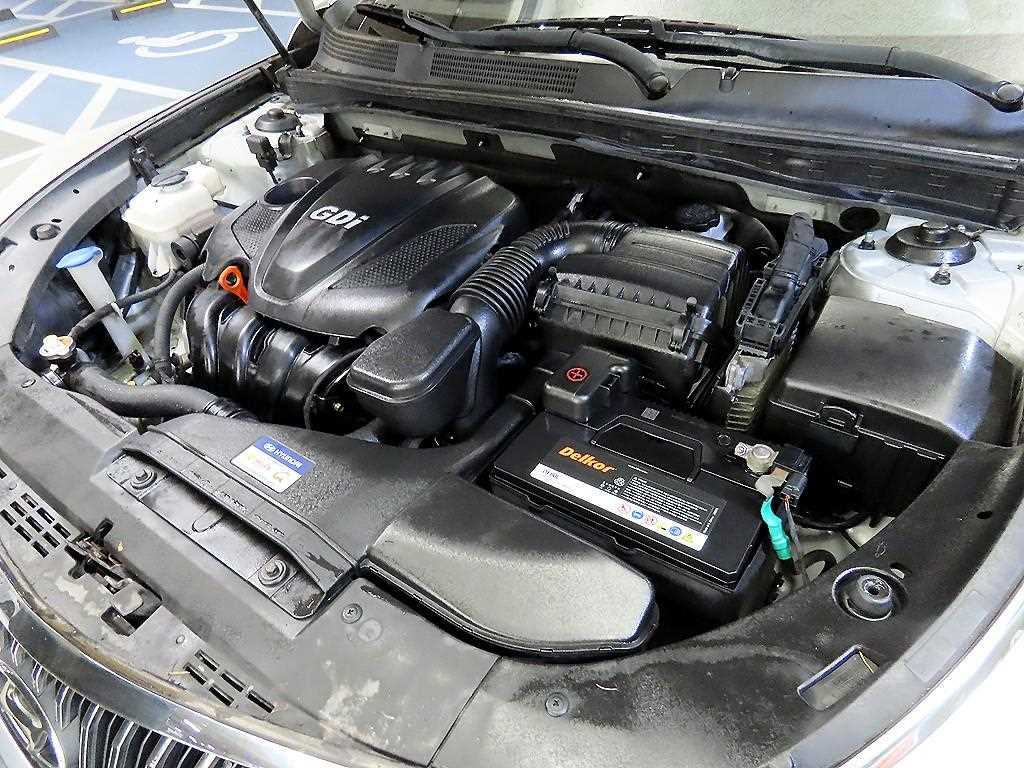 HYUNDAI Grandeur 2013 Plateado - Importación desde Corea - HF Imports Iquique - Foto 19