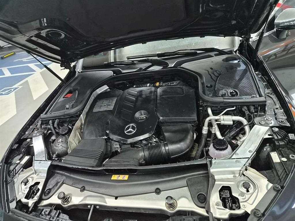 Mercedes Benz CLS Class 2022 Gris - Importación desde Corea - HF Imports Iquique - Foto 19