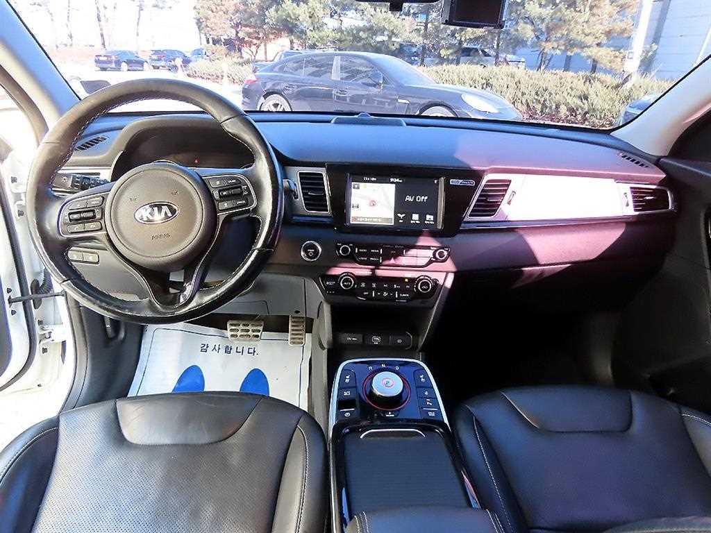 KIA Niro - Vista 7