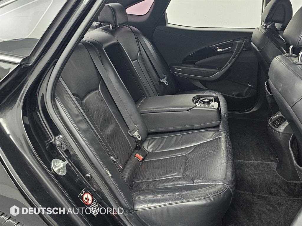 HYUNDAI Grandeur - Vista 12