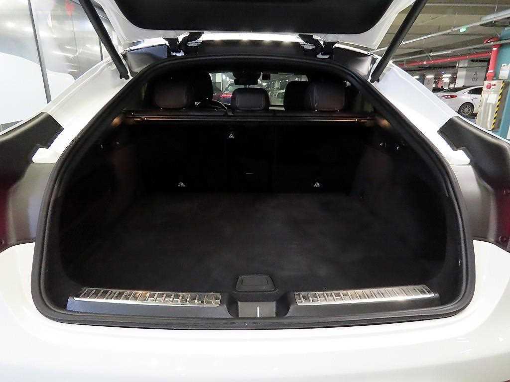 Mercedes Benz GLC Class 2023 Blanco - Importación desde Corea - HF Imports Iquique - Foto 16