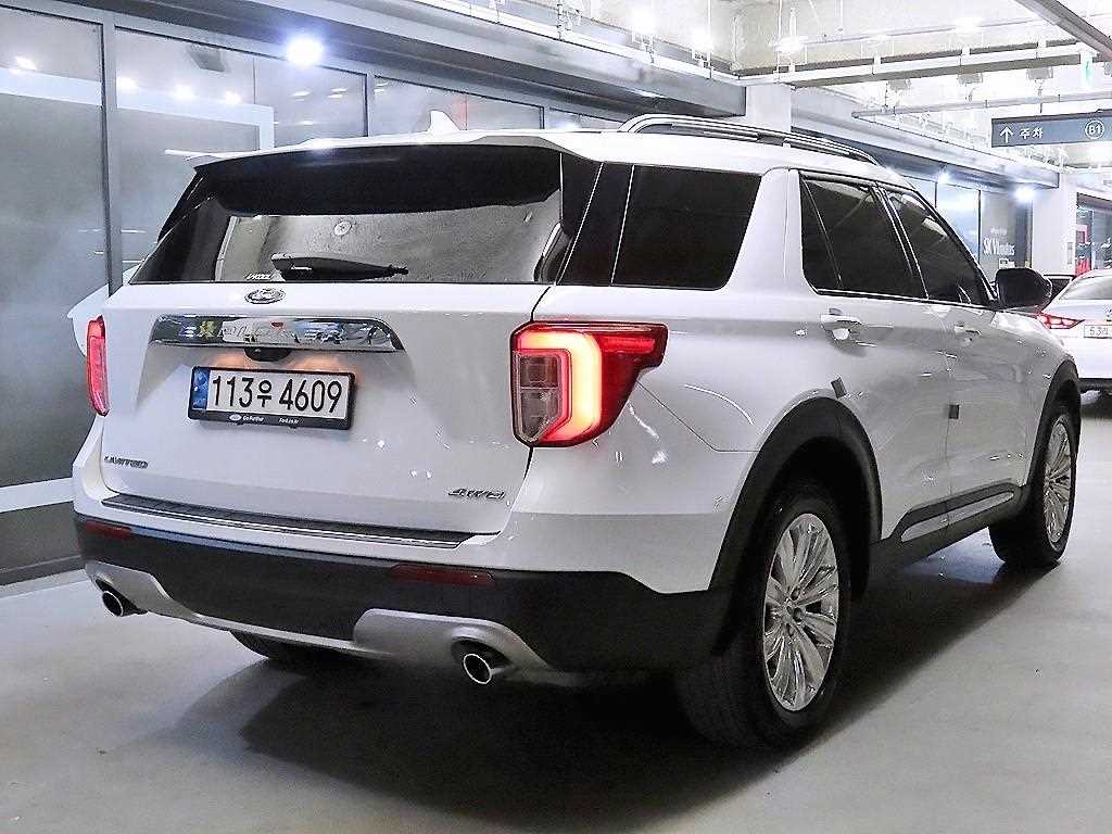 Ford Explorer - Vista 4