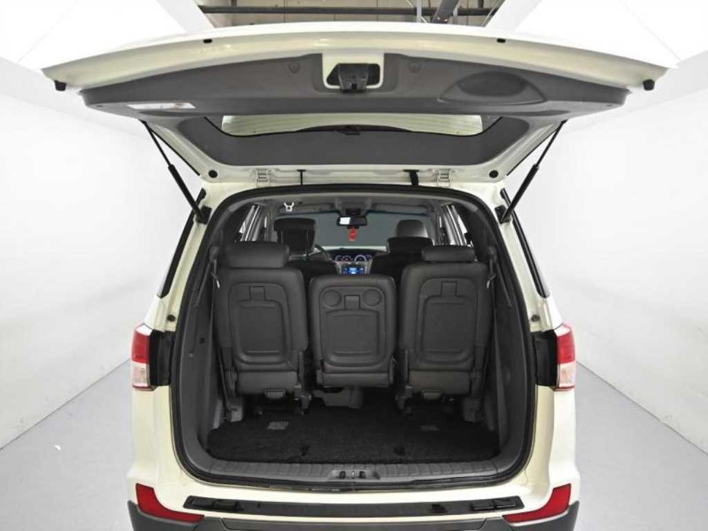 Ssangyong Korando - Vista 5