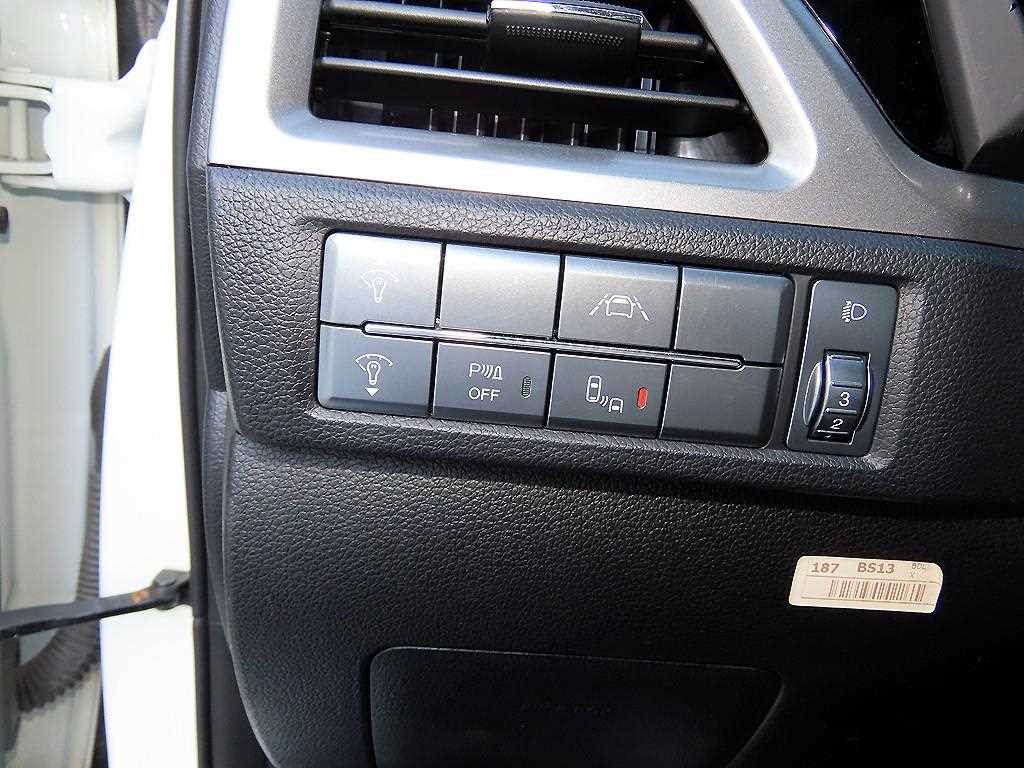 Ssangyong Korando - Vista 12