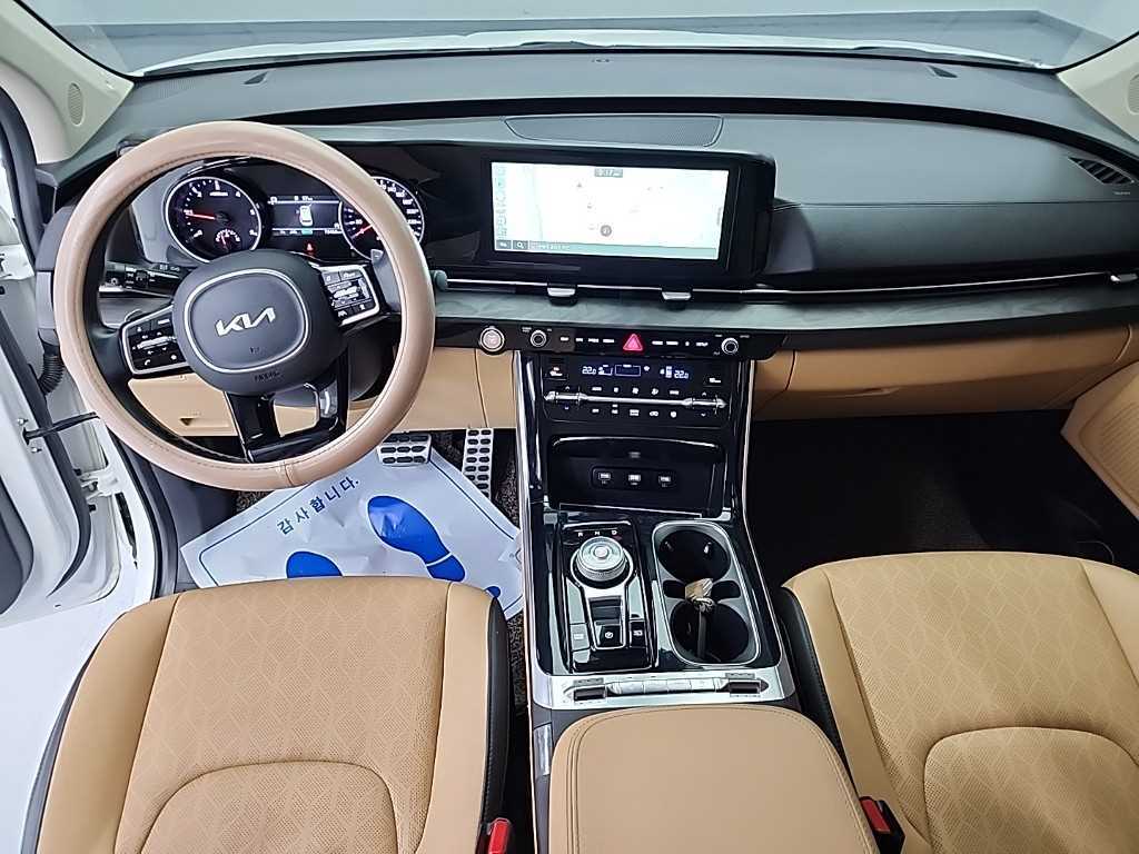 KIA Carnival - Vista 7