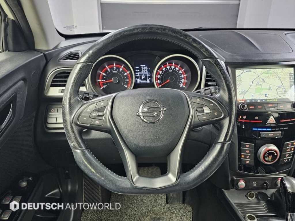 Ssangyong Tivoli 2018 Blanco - Importación desde Corea - HF Imports Iquique - Foto 13