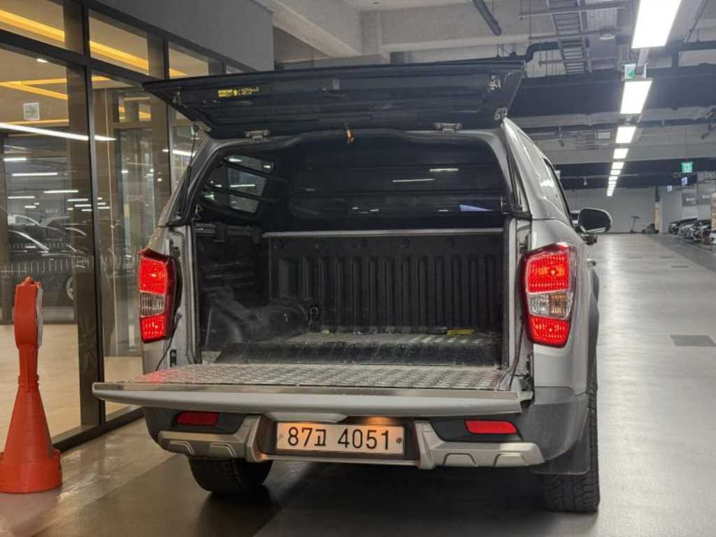 Ssangyong Rexton 2018 Plateado - Importación desde Corea - HF Imports Iquique - Foto 19