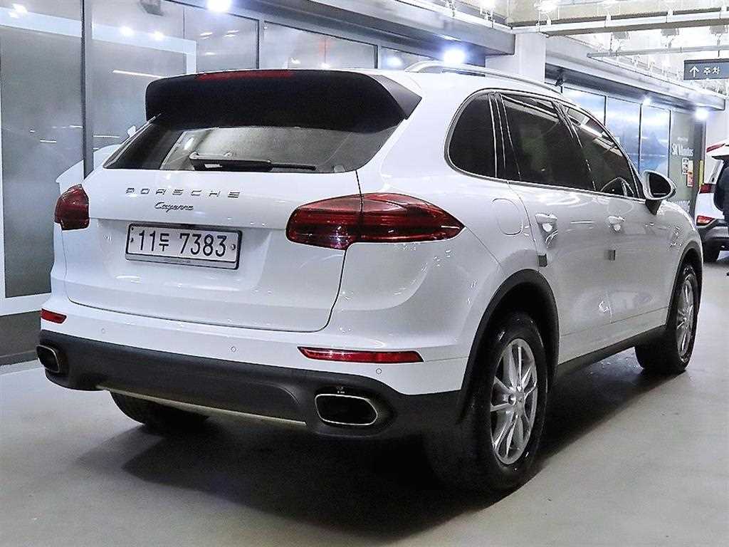 Porsche Cayenne - Vista 4