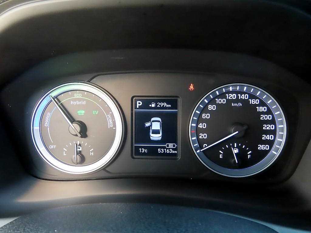 HYUNDAI Sonata - Vista 9