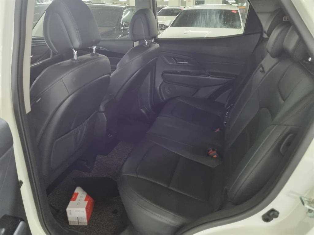 Ssangyong Korando - Vista 11