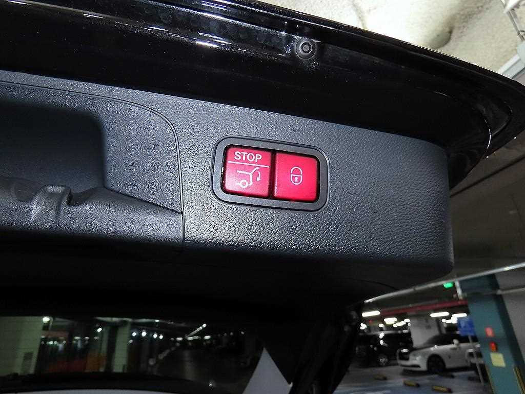 Mercedes Benz GLC Class 2019 Negro - Importación desde Corea - HF Imports Iquique - Foto 15