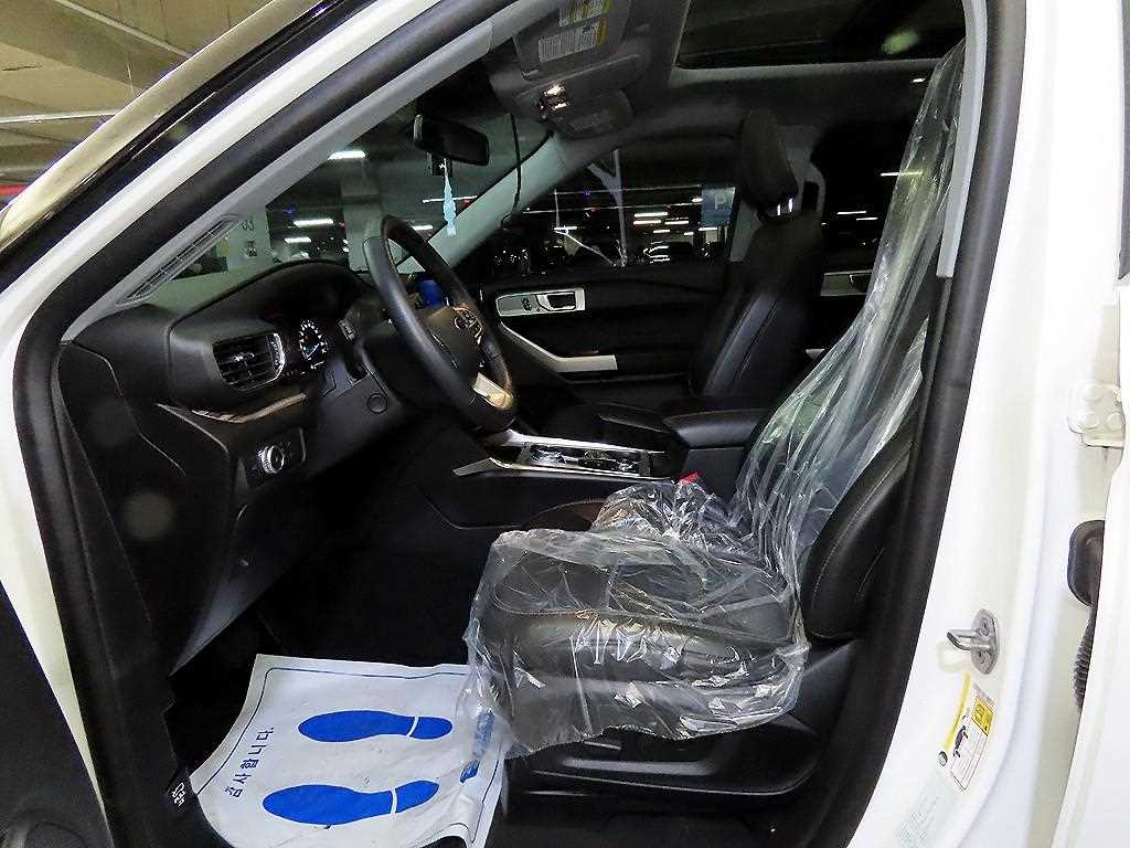 Ford Explorer - Vista 6