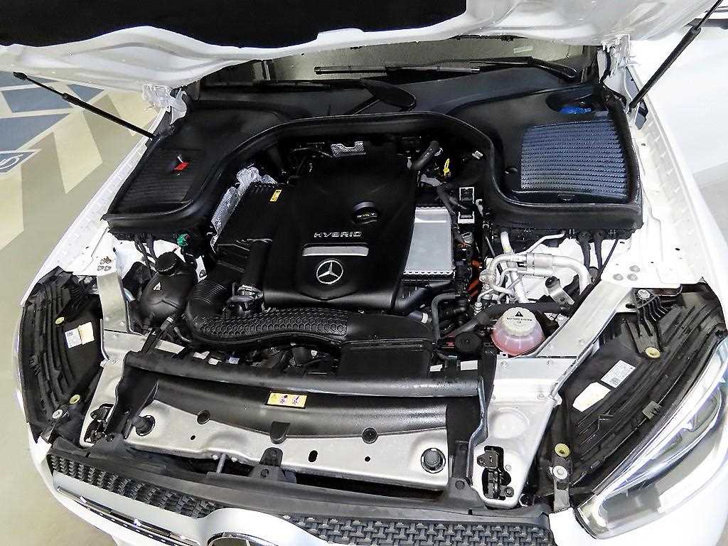 Mercedes Benz GLC Class 2022 Blanco - Importación desde Corea - HF Imports Iquique - Foto 19