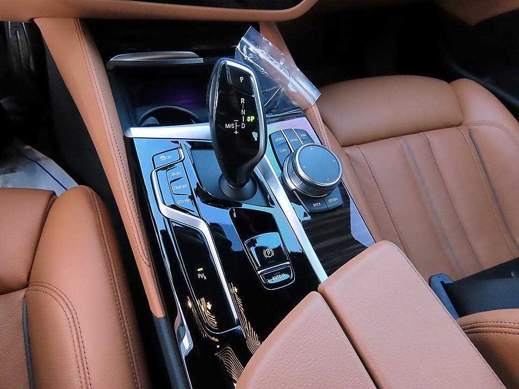 BMW 5 Series - Vista 11