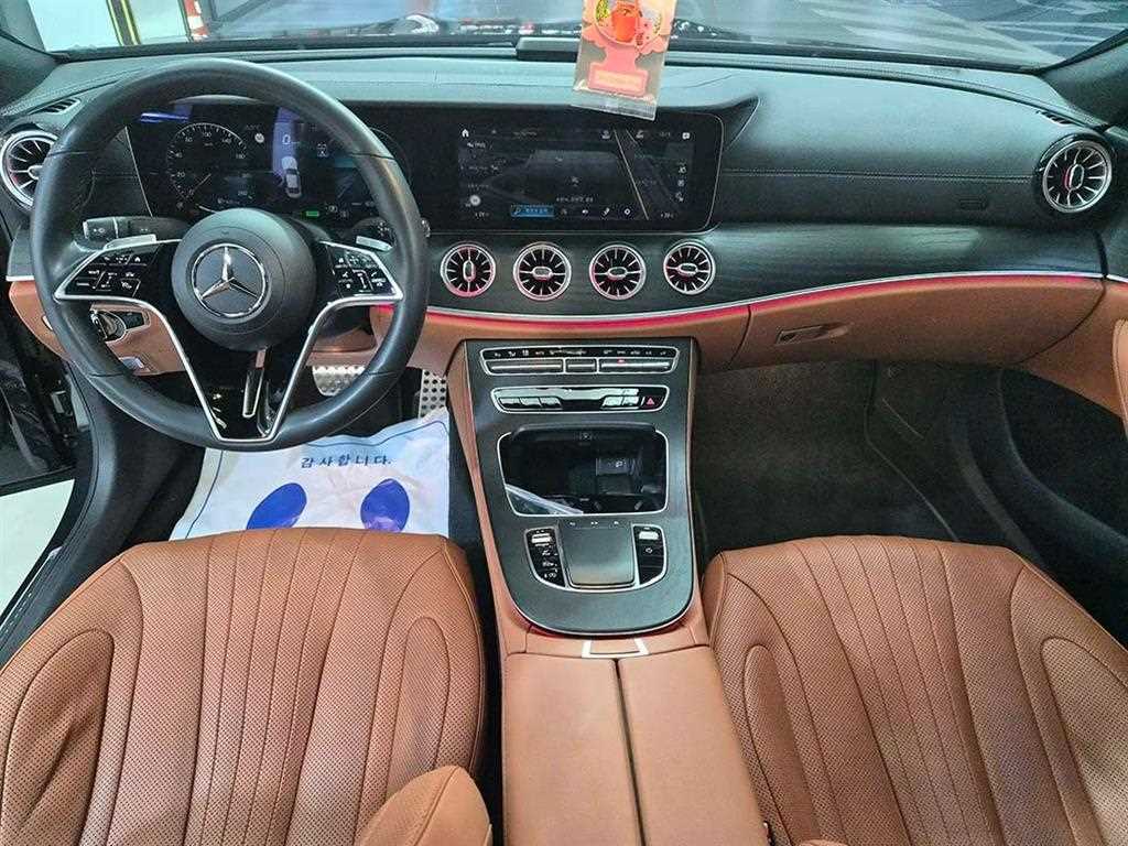 Mercedes Benz CLS Class - Vista 8