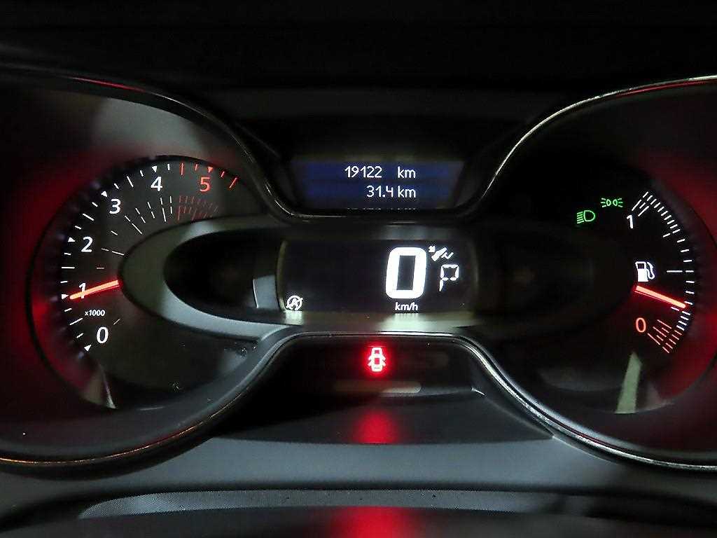 SAMSUNG QM3 - Vista 9