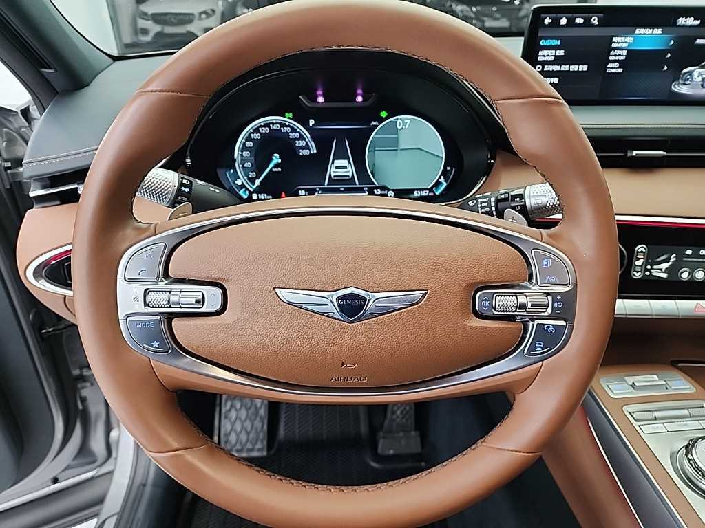 Genesis GV70 - Vista 9