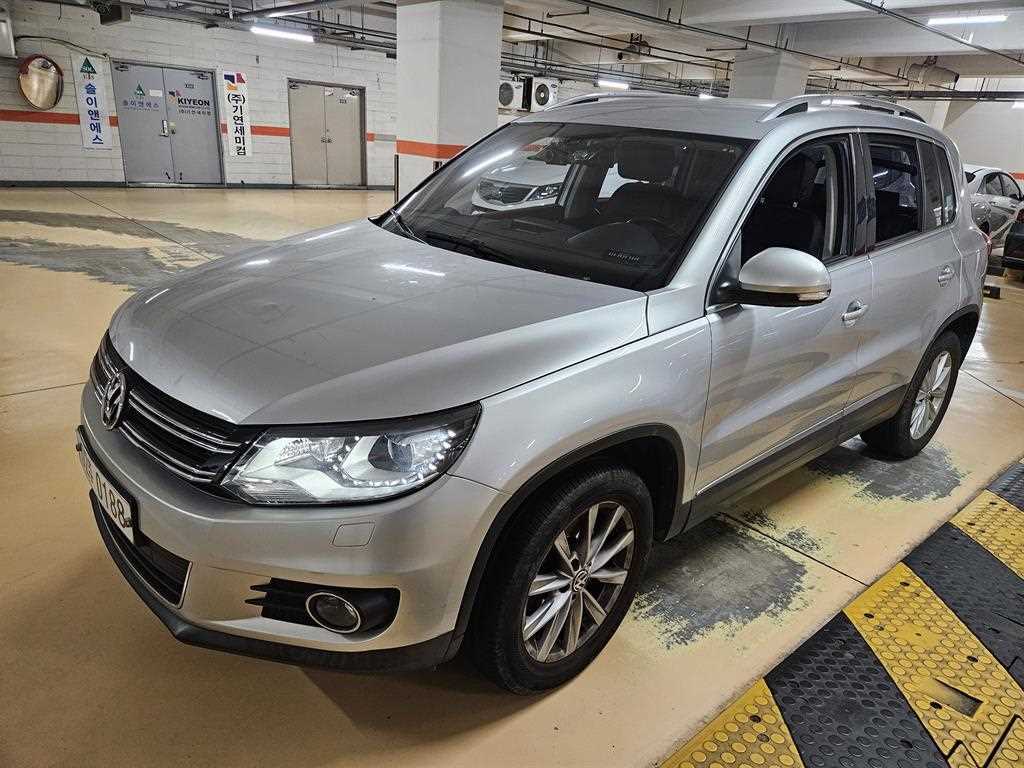 Volkswagen Tiguan - Vista 2