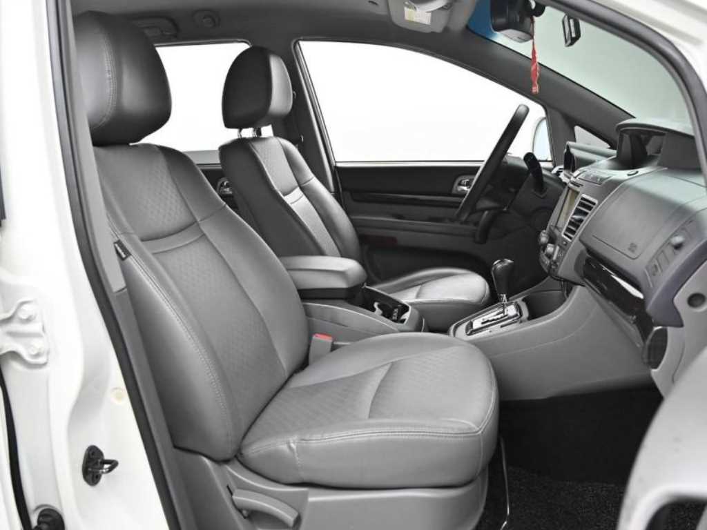 Ssangyong Korando - Vista 9