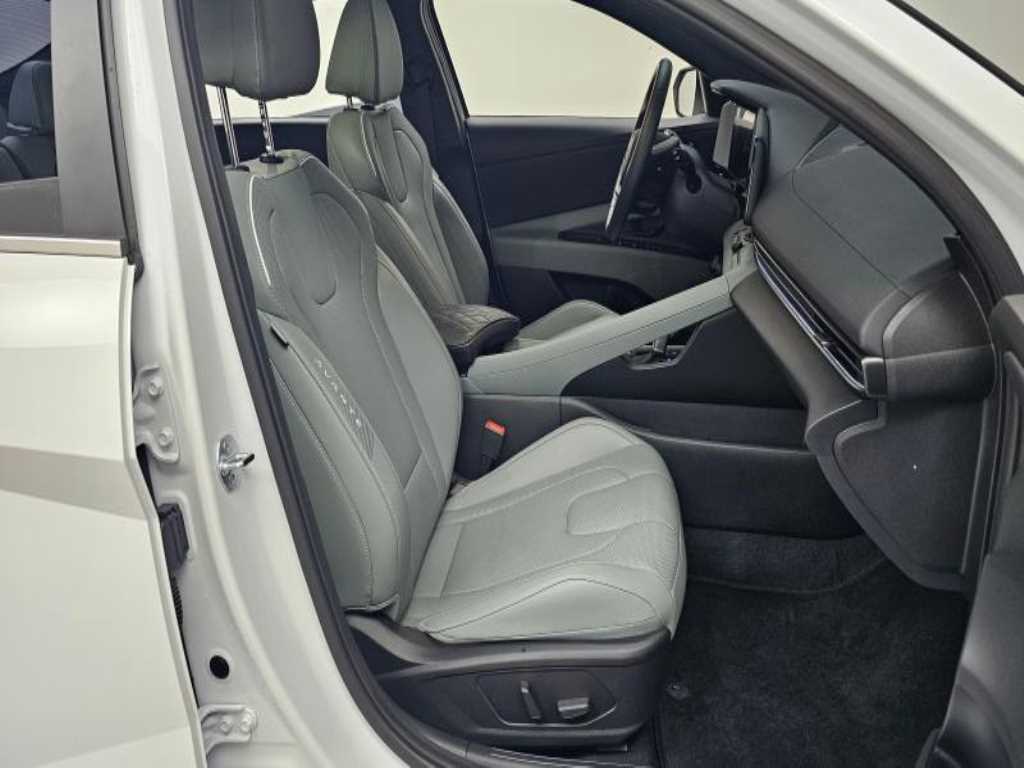 HYUNDAI Avante - Vista 8