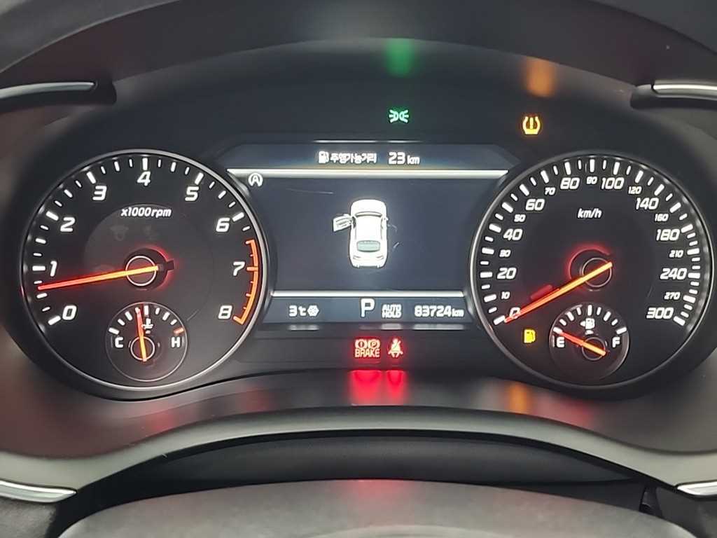 KIA Stinger - Vista 6