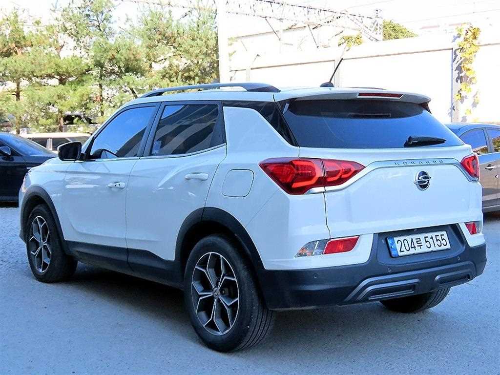 Ssangyong Korando - Vista 3