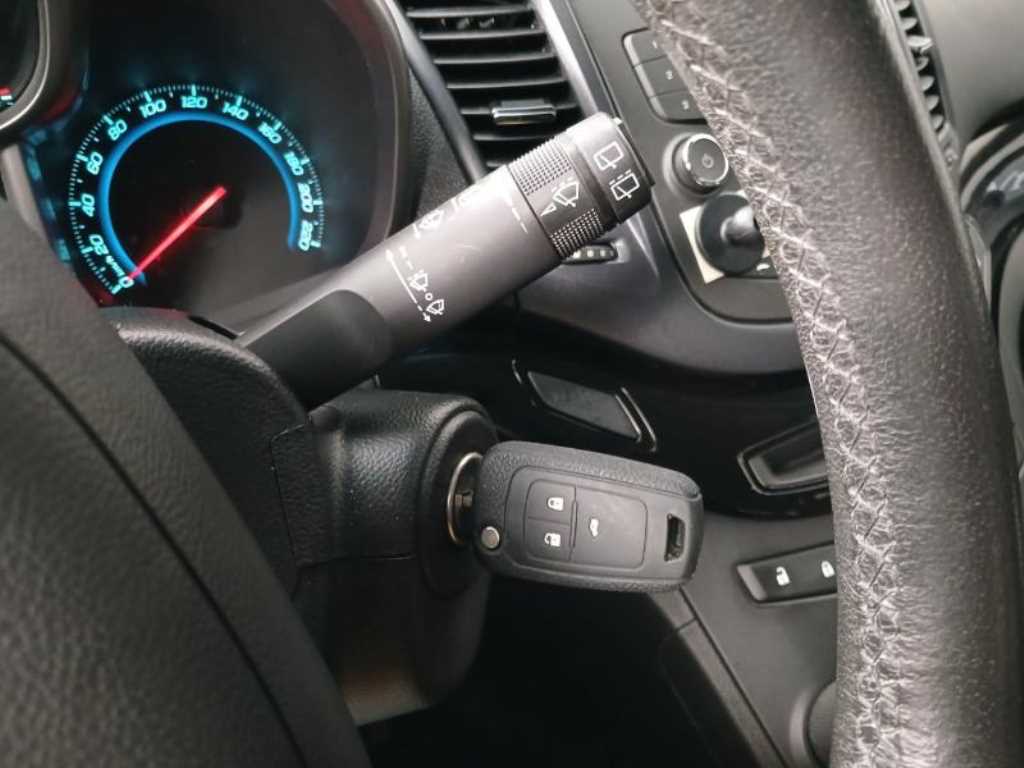 Chevrolet Orlando 2012 Blanco - Importación desde Corea - HF Imports Iquique - Foto 16