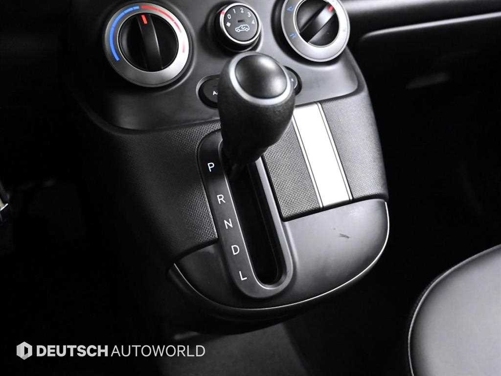 HYUNDAI Casper - Vista 9