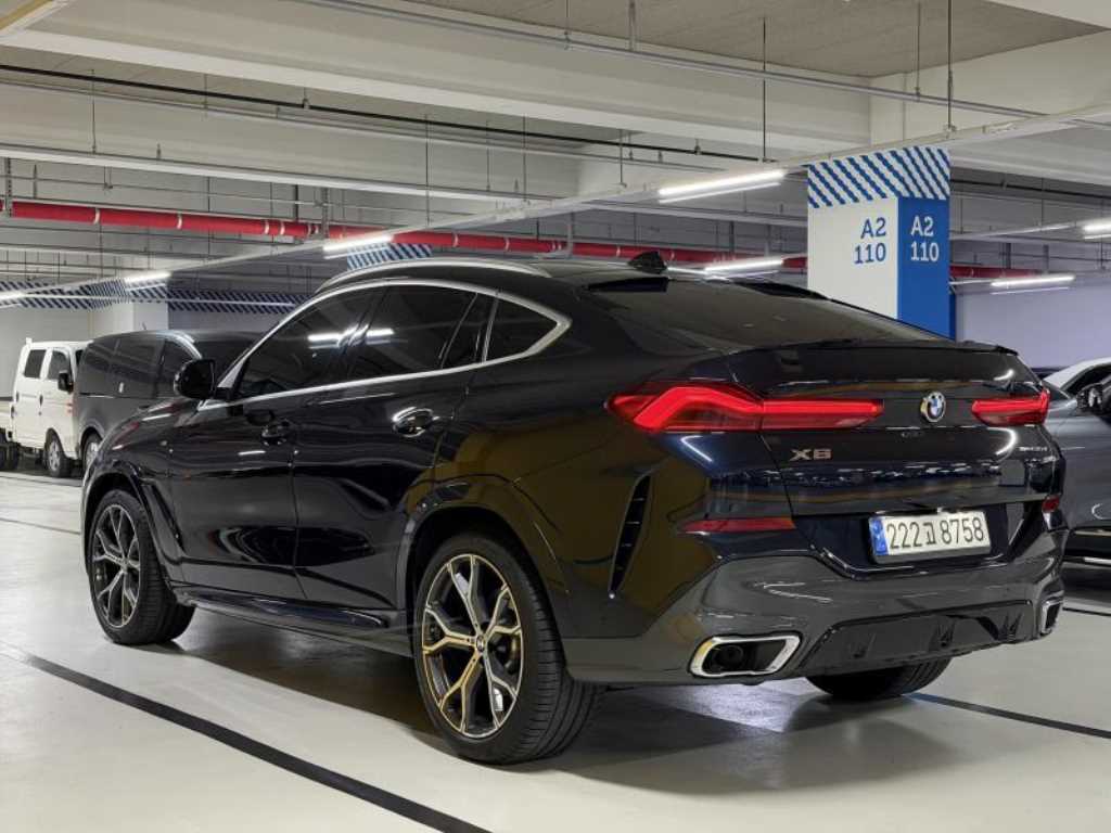 BMW X6 - Vista 4