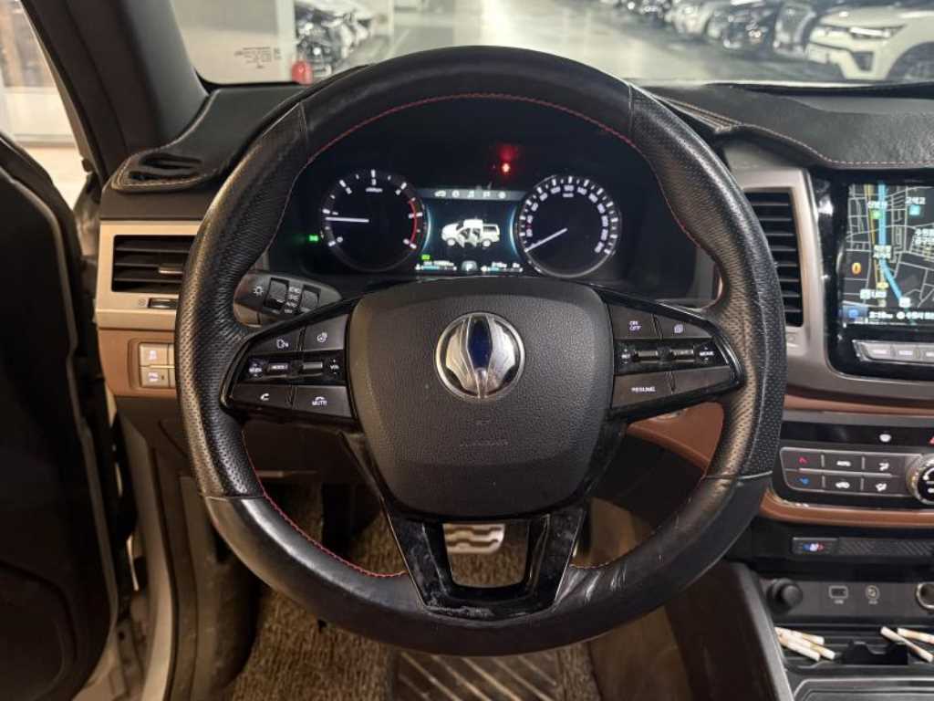 Ssangyong Rexton - Vista 11