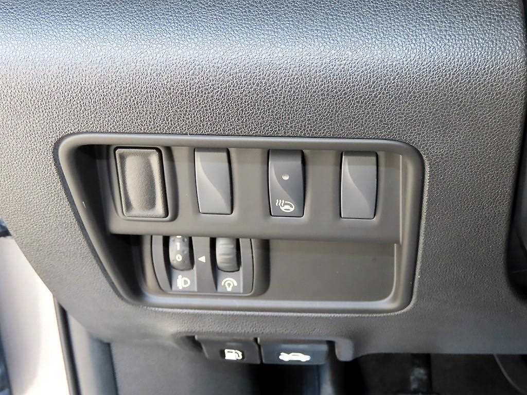 SAMSUNG QM6 - Vista 12