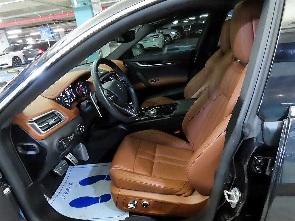 Maserati Ghibli - Vista 6