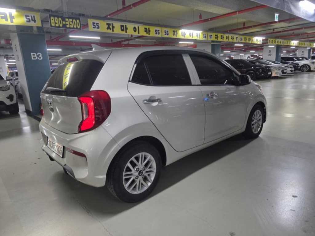 KIA Morning - Vista 4