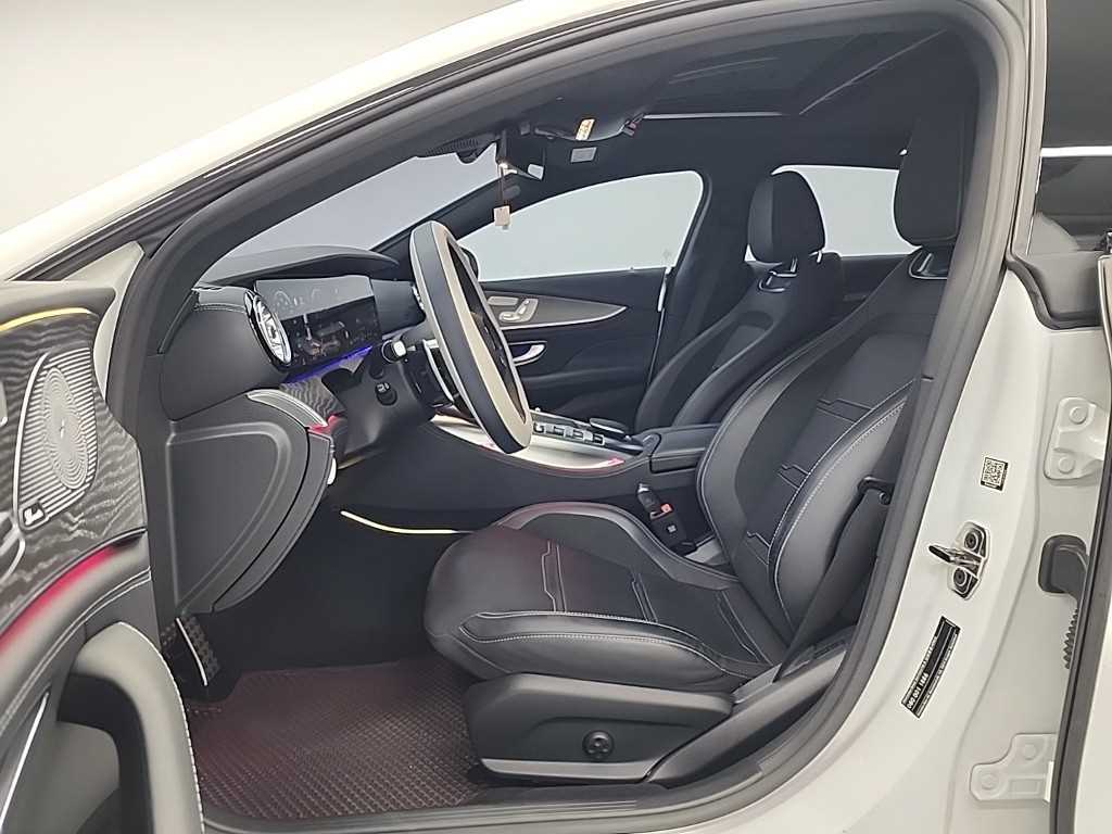 Mercedes Benz AMG GT - Vista 11