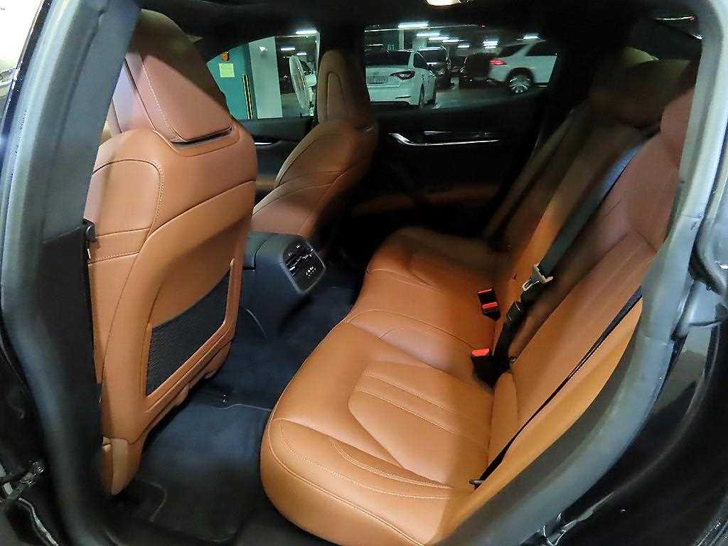 Maserati Ghibli - Vista 7