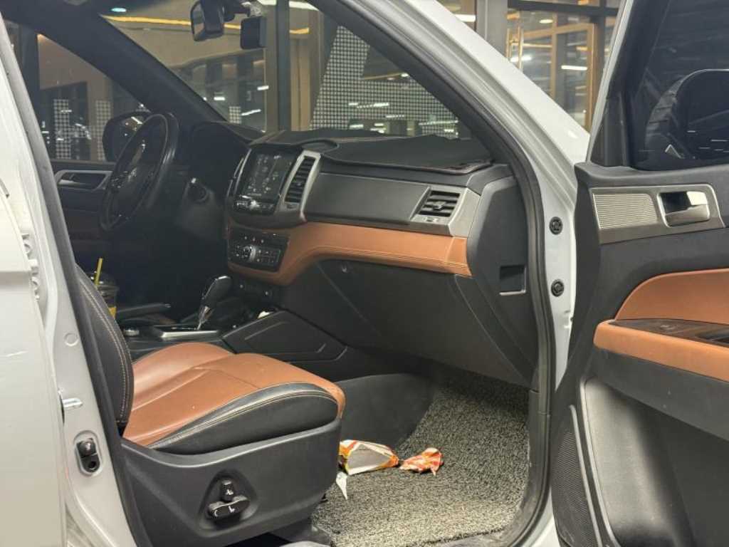 Ssangyong Rexton 2018 Plateado - Importación desde Corea - HF Imports Iquique - Foto 16