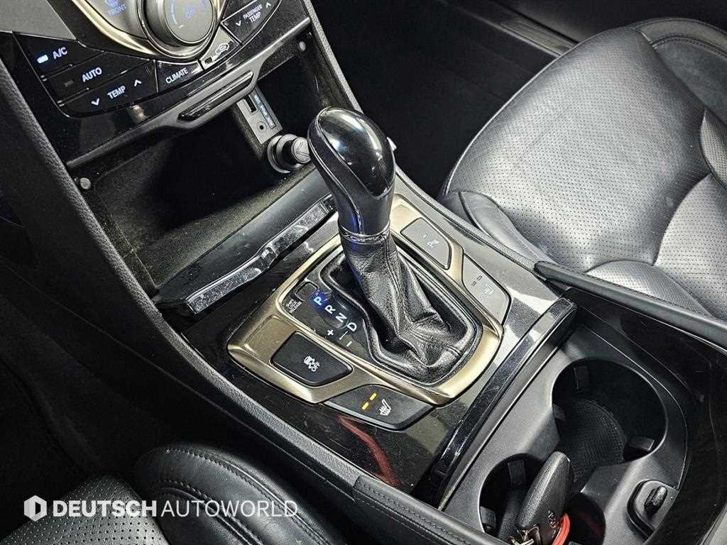 HYUNDAI Grandeur - Vista 9