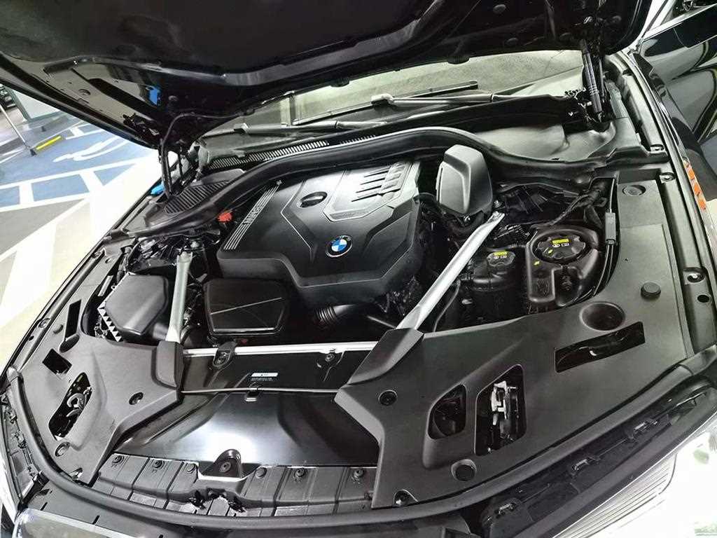 BMW 5 Series 2022 Negro - Importación desde Corea - HF Imports Iquique - Foto 19