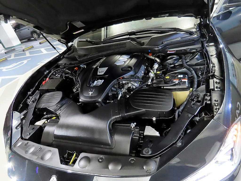 Maserati Ghibli 2022 Negro - Importación desde Corea - HF Imports Iquique - Foto 19