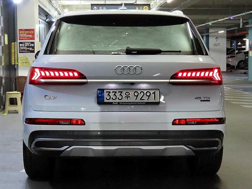 Audi Q7 - Vista 5