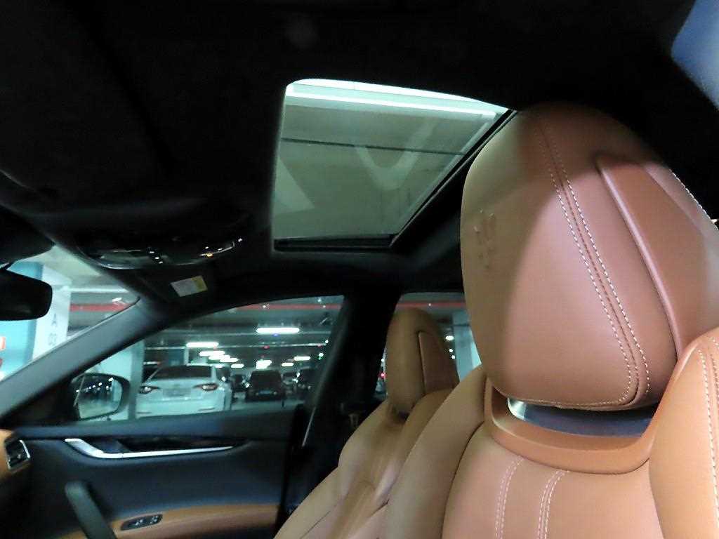 Maserati Ghibli 2022 Negro - Importación desde Corea - HF Imports Iquique - Foto 18