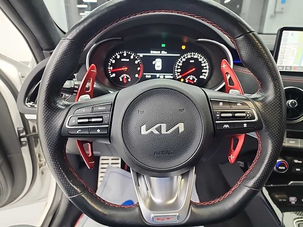 KIA Stinger - Vista 9