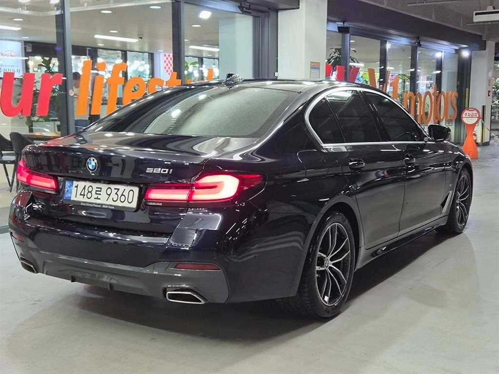 BMW 5 Series - Vista 4