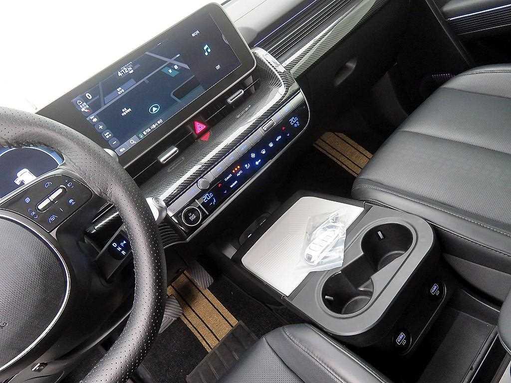 HYUNDAI Ioniq 5 - Vista 11