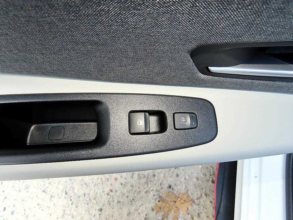 HYUNDAI Avante 2021 Blanco - Importación desde Corea - HF Imports Iquique - Foto 16