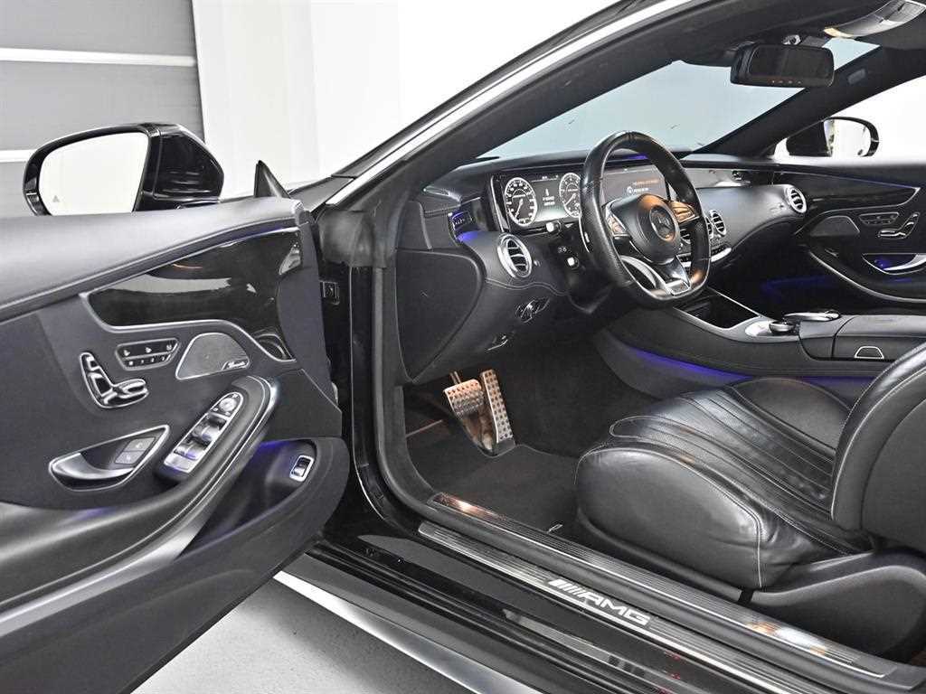 Mercedes Benz S Class - Vista 5