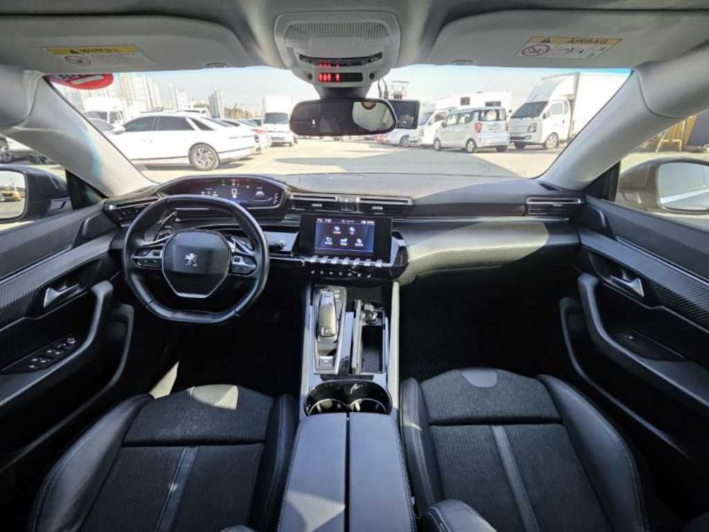 Peugeot 508 - Vista 11